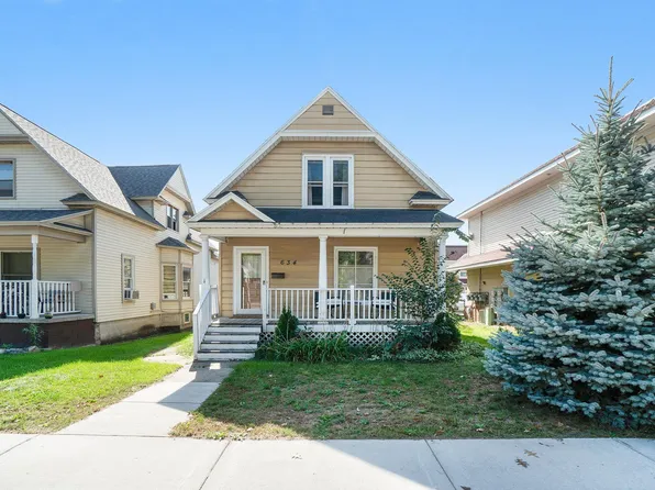 634 E 8th St, Traverse City, MI 49686