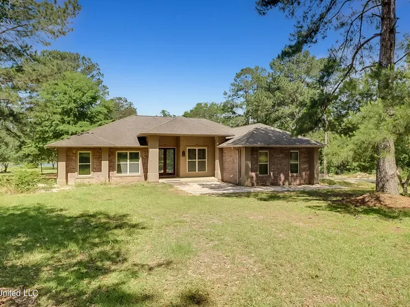 26299 Lake Vista Dr, Perkinston, MS 39573