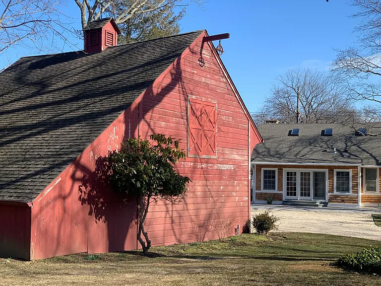 8325 Main Rd — Photo 27
