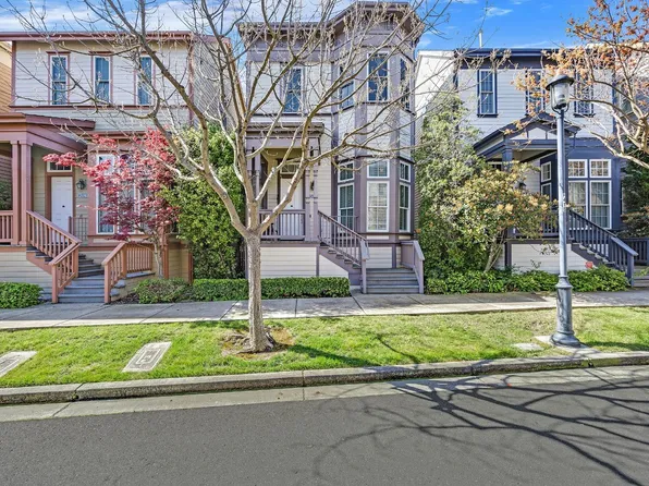 2084 Clark St, Hercules, CA 94547