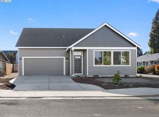 706 Patrol St, Molalla, OR 97038