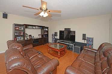 Home For Sale In Chateau On Knoll