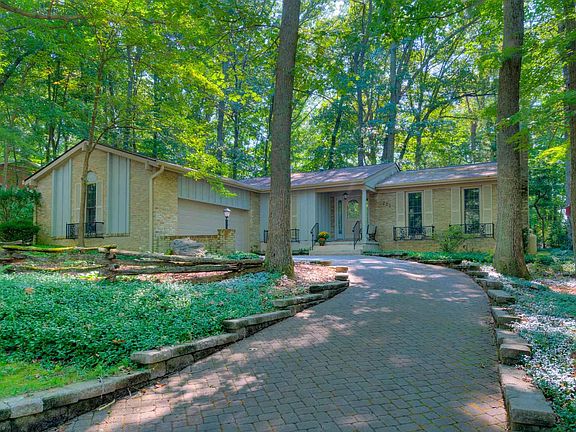 2nd image of 231 Craig Dr