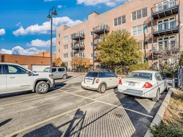 201 S Saint Francis Ave APT 505, Wichita, KS 67202