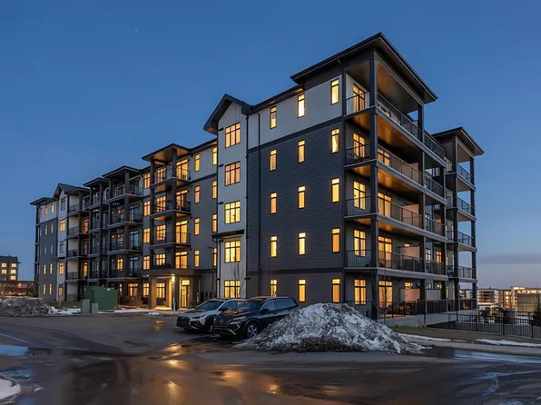 30 Sage Hill Walk N #104, Calgary, AB T3R 2A9