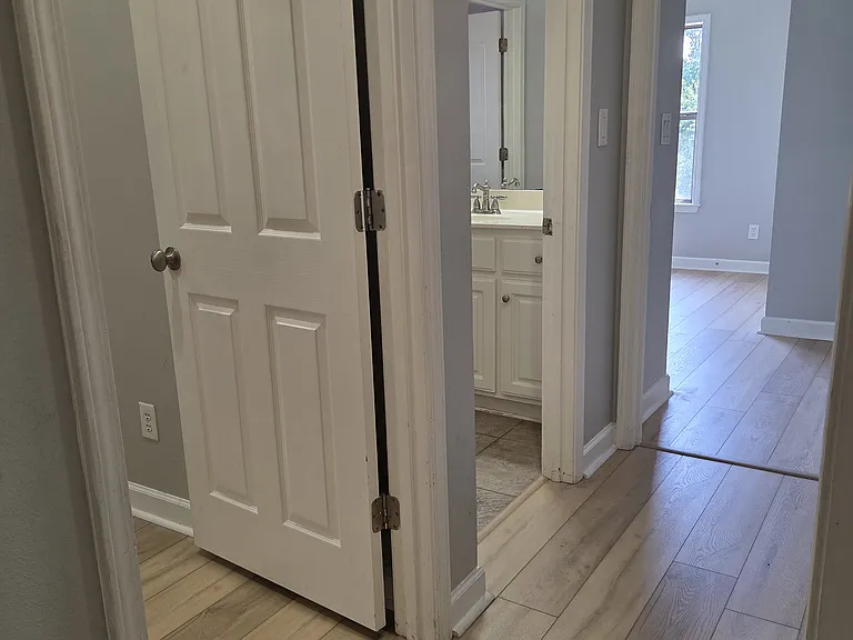 15420 Hartford St — Photo 12