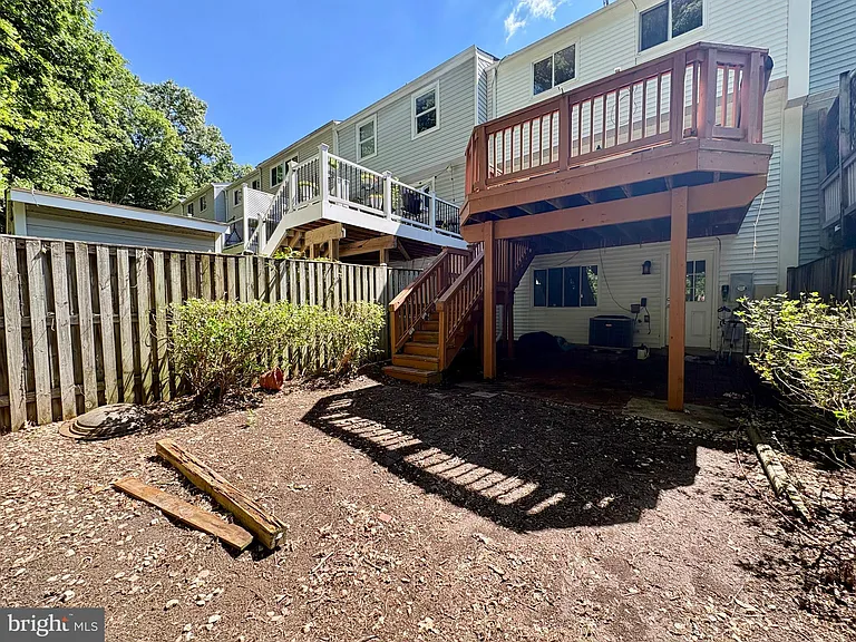 8112 Parkdale Ct — Photo 19