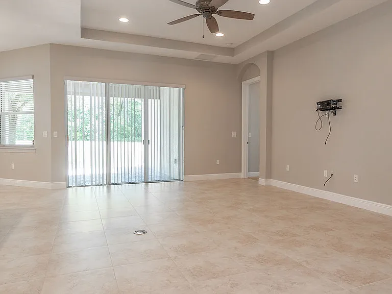 906 Victoria Hills Dr S — Photo 14