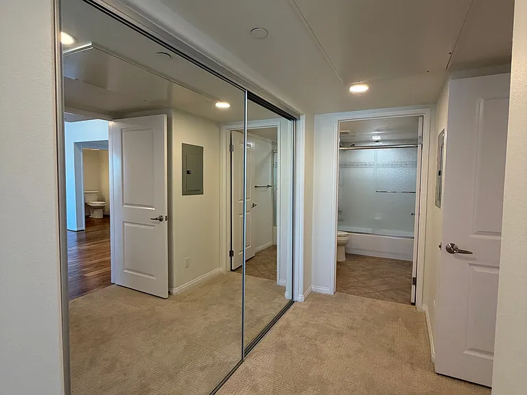 Tradewinds Dr — Photo 33
