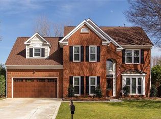 8502 Newton Ln, Charlotte, NC 28277