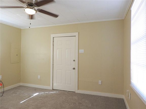 2nd image of 515 Westwood Dr