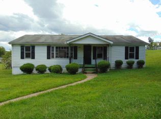 978 Dry Hill Rd, Beckley, WV 25801