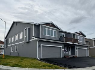 8182 Sockeye Loop #8, Anchorage, AK 99507