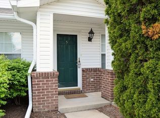4950 Potomac Square Way UNIT 5, Indianapolis, IN 46268