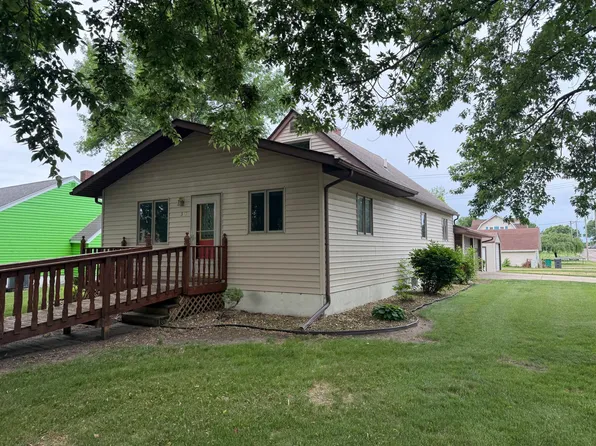 317 Milwaukee St, Lakefield, MN 56150