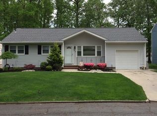 70 Vernon Ave, Colonia, NJ