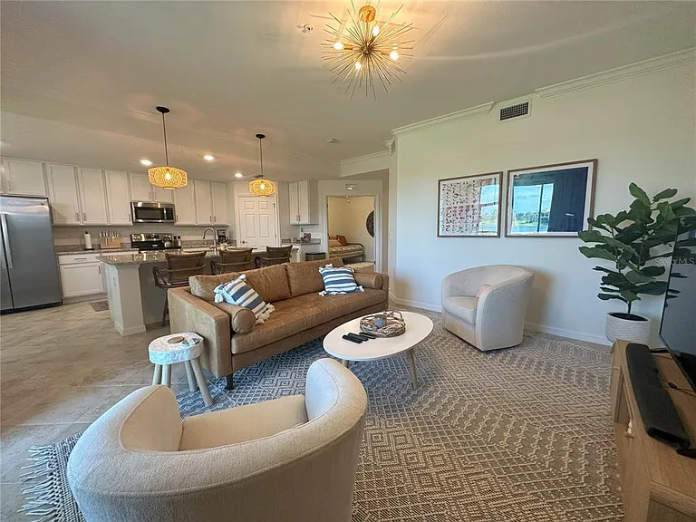14040 Heritage Landing Blvd #113 — Photo 11