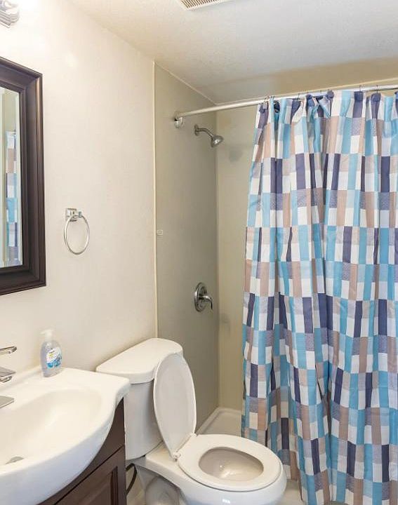 2nd image of 3025 Tosca Way