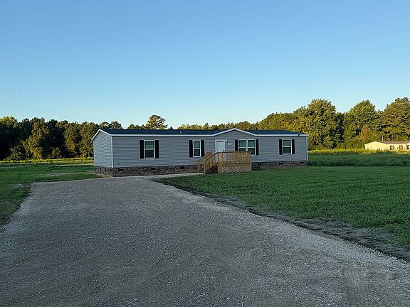 2nd image of 256 Howell Rd