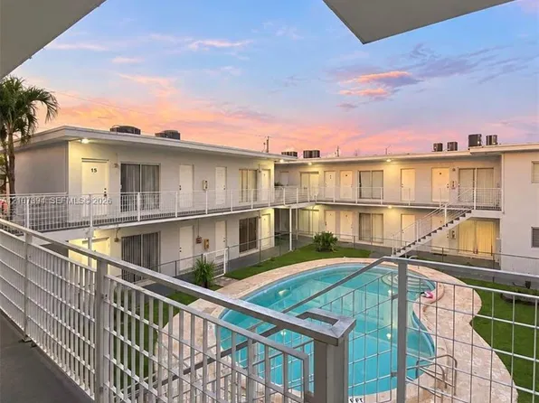 1951 NE 167th St APT 3, North Miami Beach, FL 33162