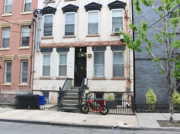 320 Jefferson Street image 8 of 8