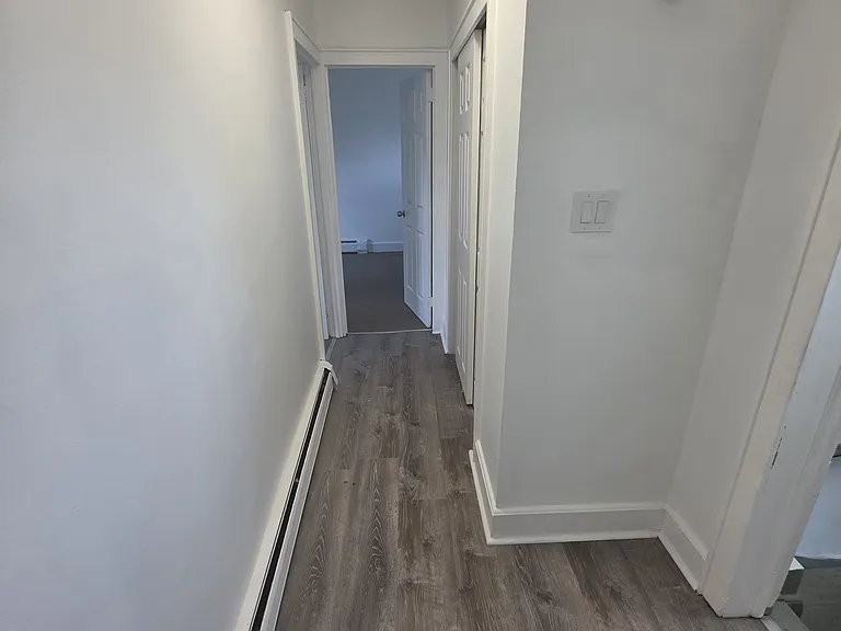 240 Prospect Ave #2R — Photo 2