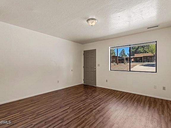5th image of 118 E Paseo Del Rio APT A