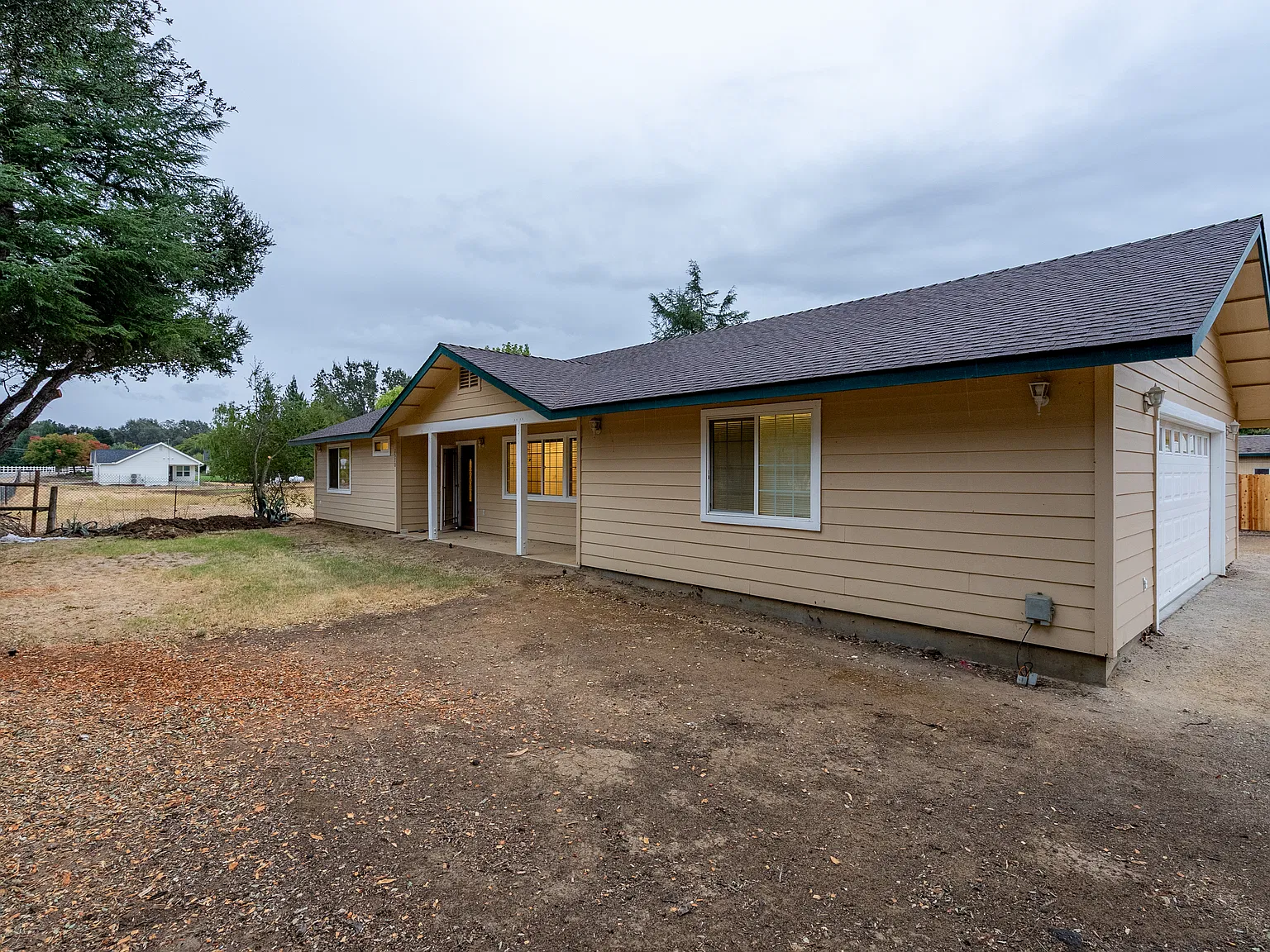 2 bed, 1000 sqft, $3,500 — Photo 2