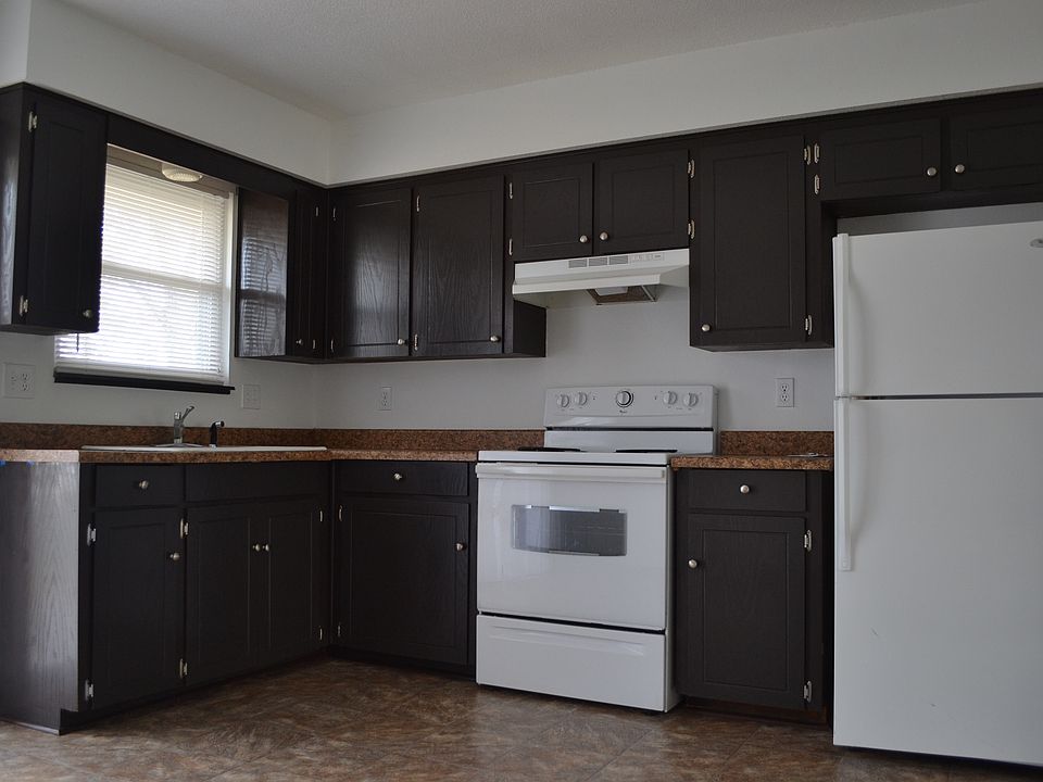 2nd image of 1214 SE 3rd Ter