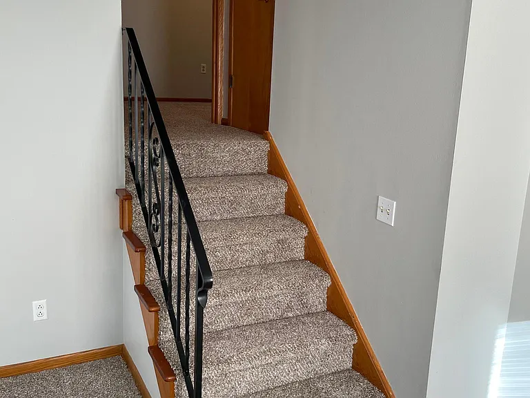 7064 Oriole Ave NW — Photo 10