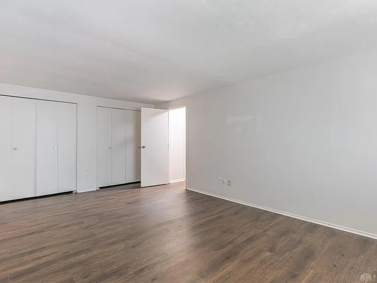 1643 Mars Hill Dr — Photo 10