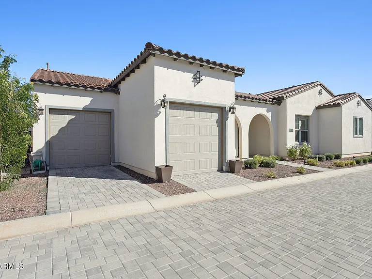 11249 N Blakely St — Photo 7
