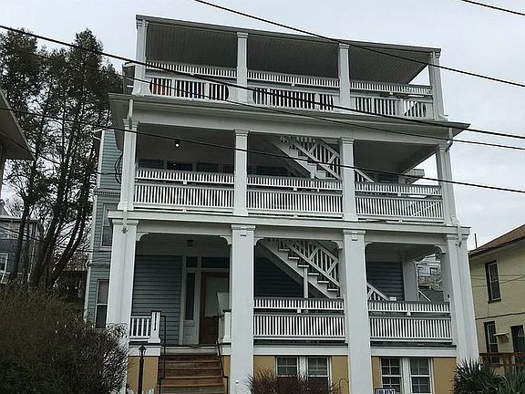 2nd image of 111 Highland Ave SW APT 6