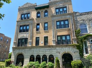 6126 S Woodlawn Ave #6128-220, Chicago, IL 60637