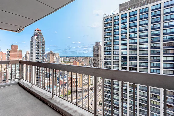 Rented by Olnick Organization | media 6