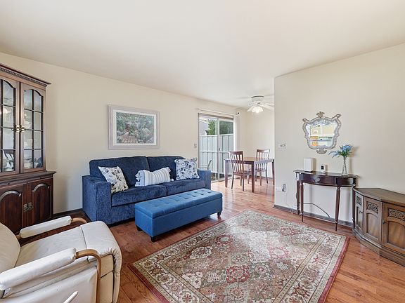 3rd image of 242 Nantucket Hbr #1802