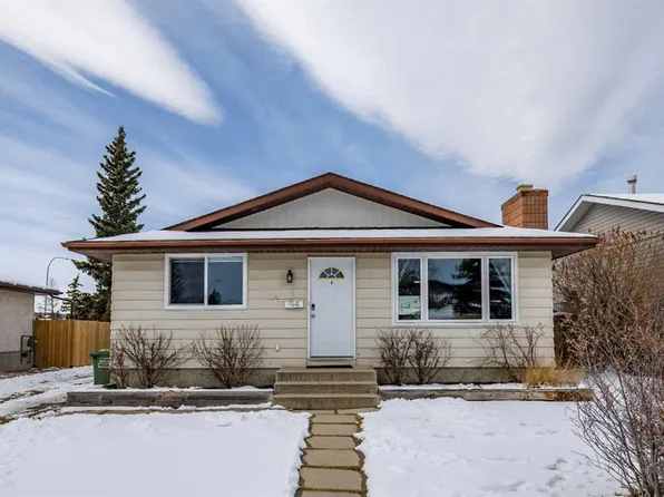 94 E Glendale Way, Cochrane, AB T4C 1H8