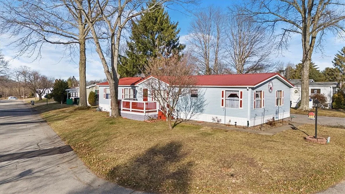 404 Perry Cir photo 1