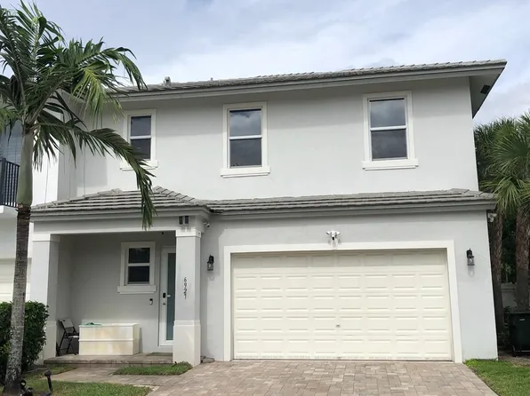 6927 Pines Circle, Coconut Creek, FL 33073