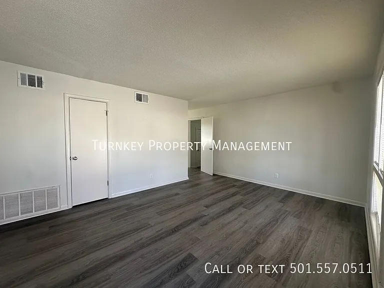 29 Rugby Dr — Photo 9
