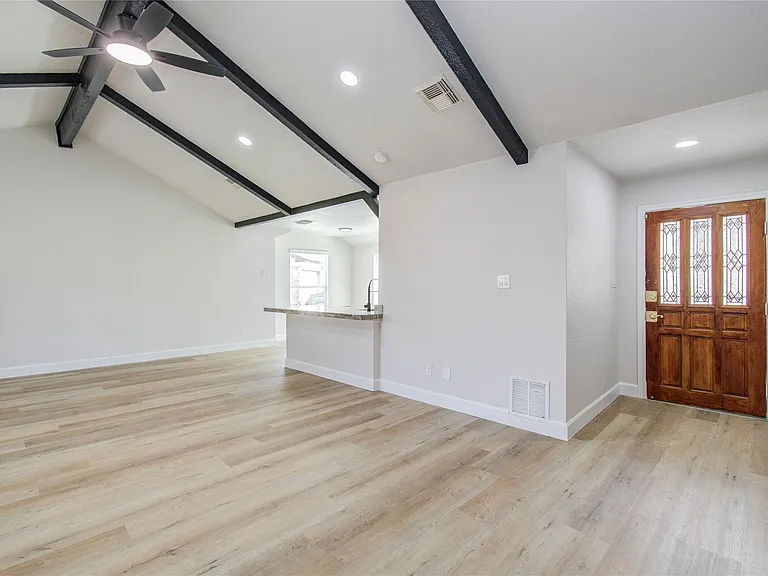 7026 Hidden Arbor Ln — Photo 7