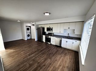516 Wells Ave S APT B, Renton, WA 98057