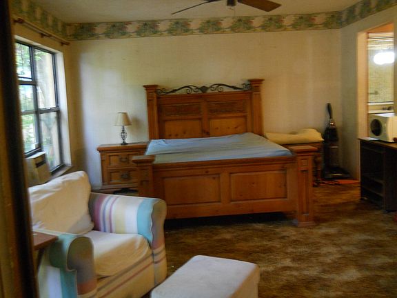 4th image of 3155 Waterside Dr APT C