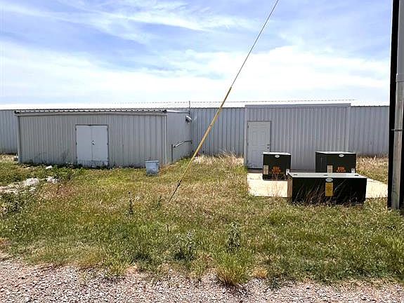 5th image of 11962 N 2280th Rd