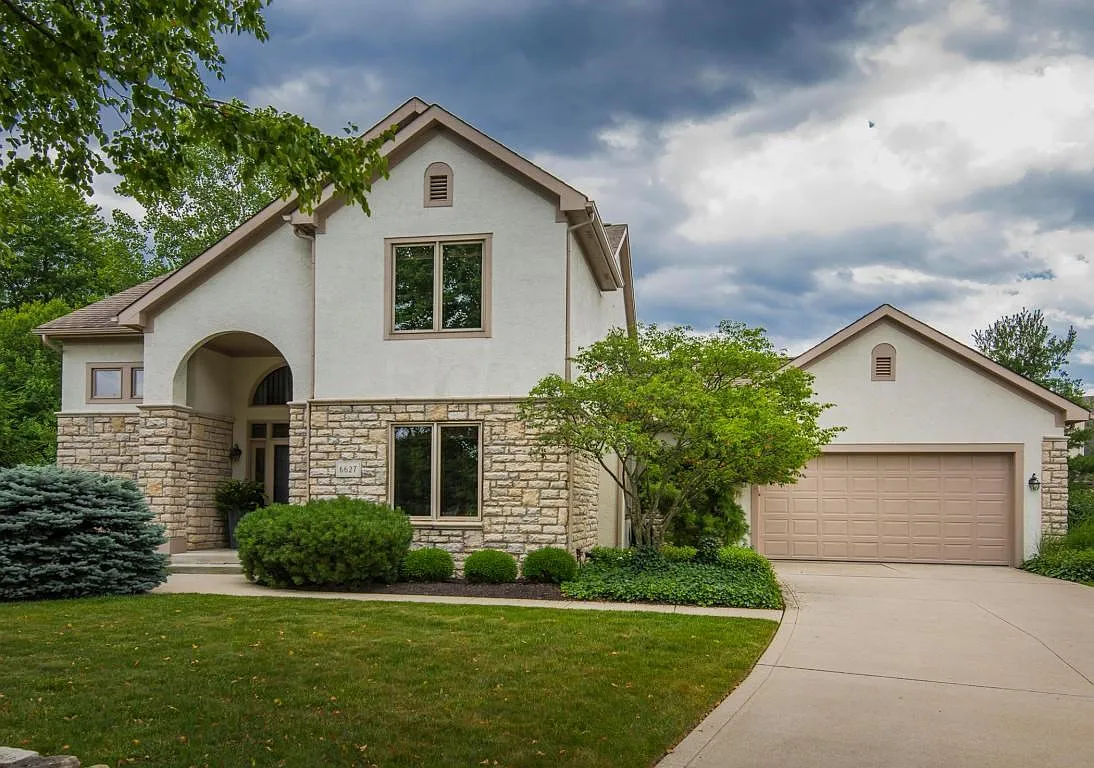 6627 Chanticleer Ct photo 1