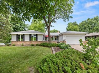 9744 Oxborough Rd, Bloomington, MN 55437