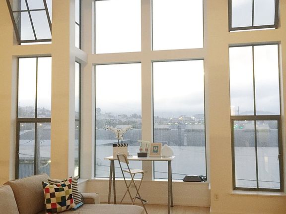 3rd image of 999 16th St APT 18