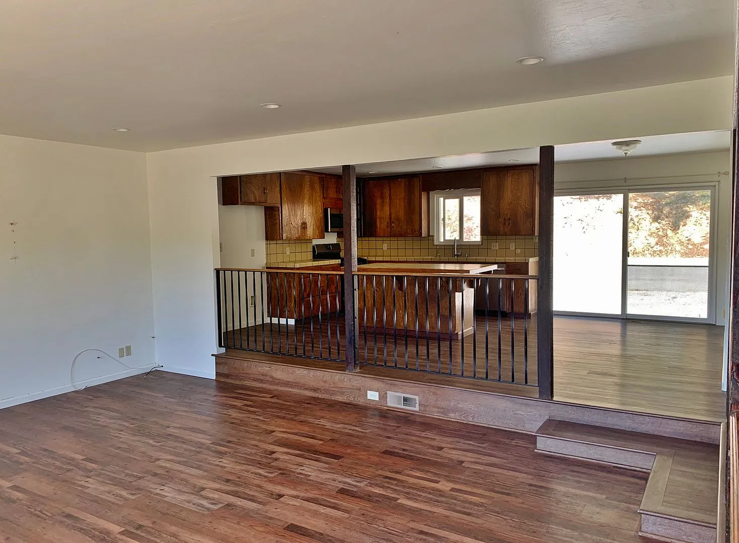 Single Story Country Home in Tres Pinos, Ca — Photo 4