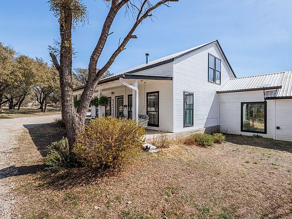 2nd image of 1515 County Road 233