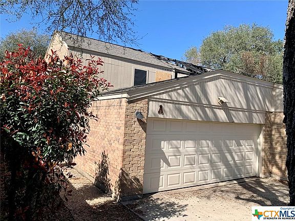 4th image of 5501 Country Club Dr #A